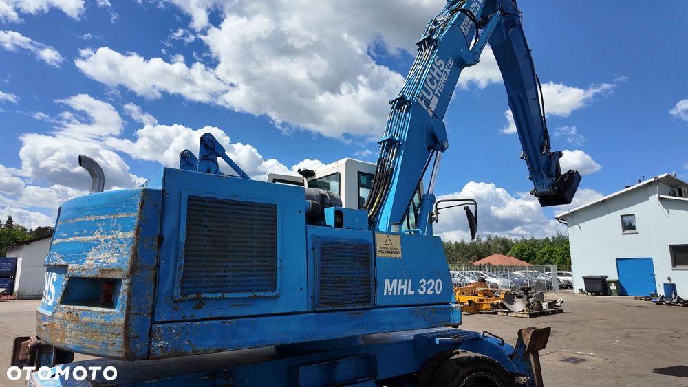 Fuchs MHL 320 - 2