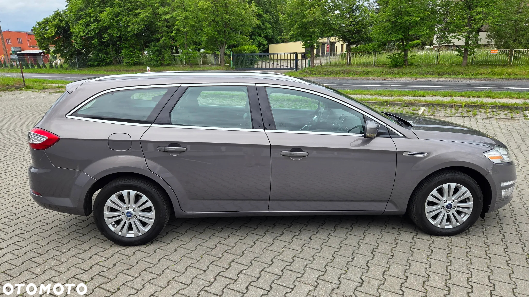 Ford Mondeo 2.0 TDCi Titanium - 12