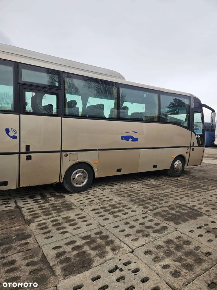 Isuzu Turquoise - 12