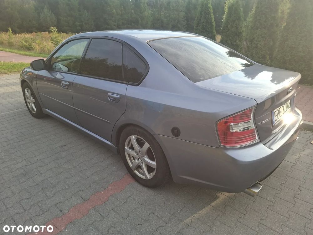 Subaru Legacy - 4