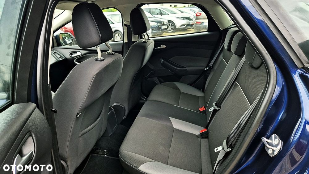 Ford Focus 1.6 Titanium - 34