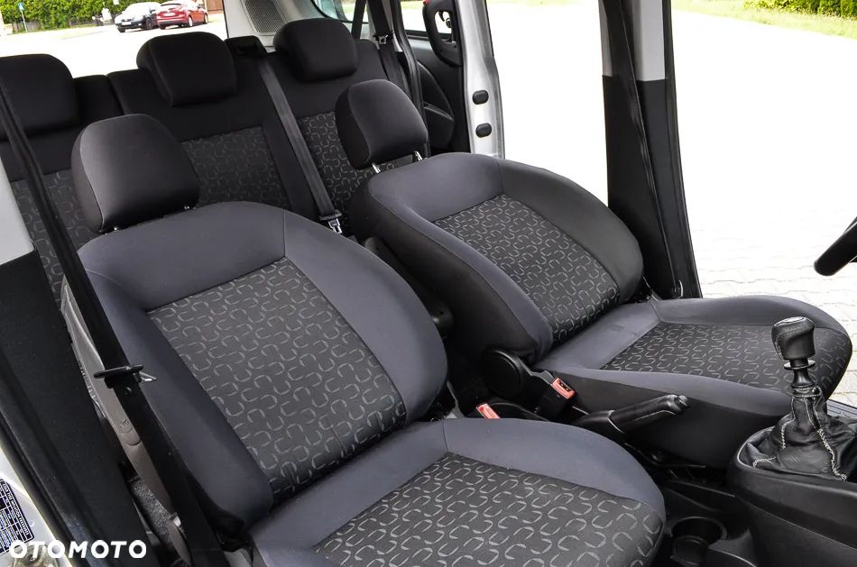 Fiat Doblo 1.4 16V Easy - 33