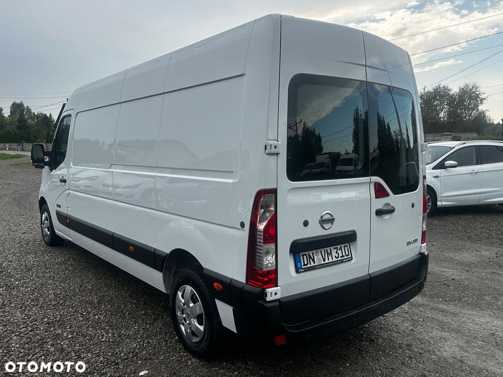 Nissan NV400 - 8