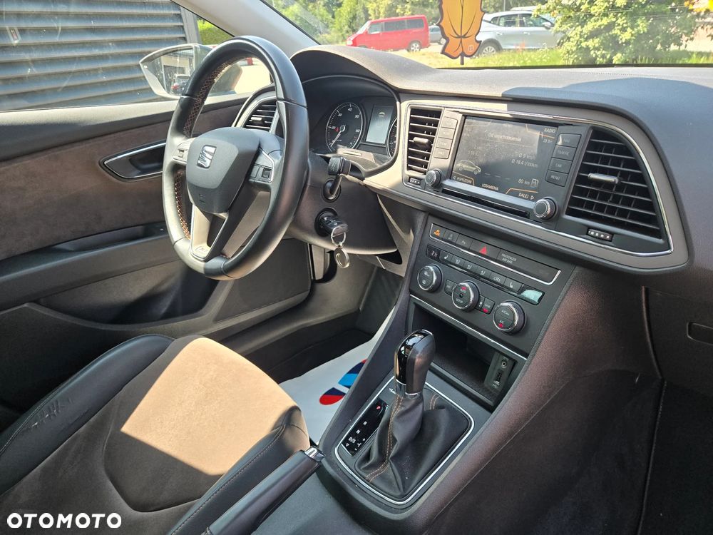 Seat Leon 2.0 TDI Xcellence S&S DSG - 10
