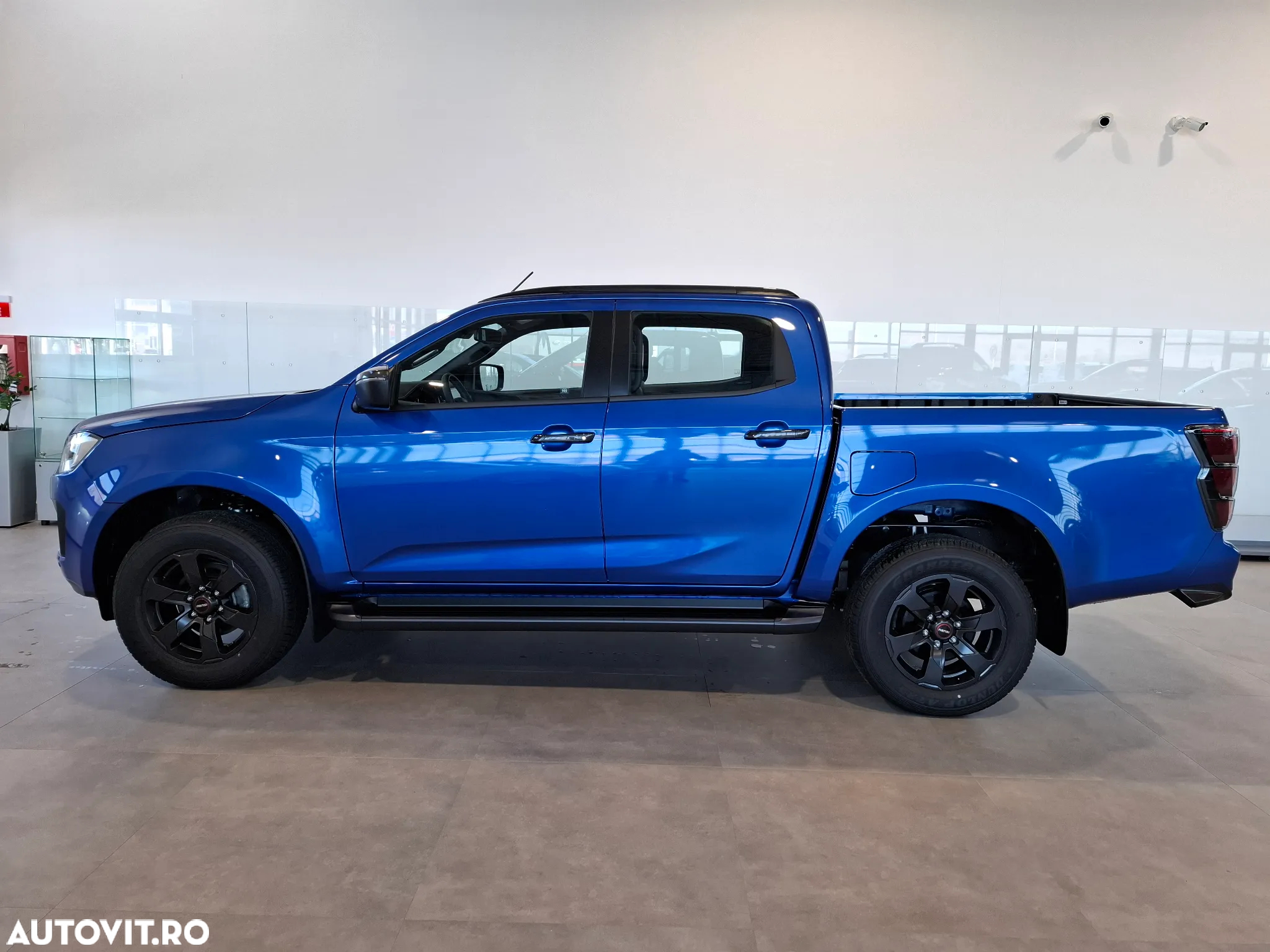 Isuzu D-Max 1.9 DSL 4x4 Double Cab 6AT Executive - 2