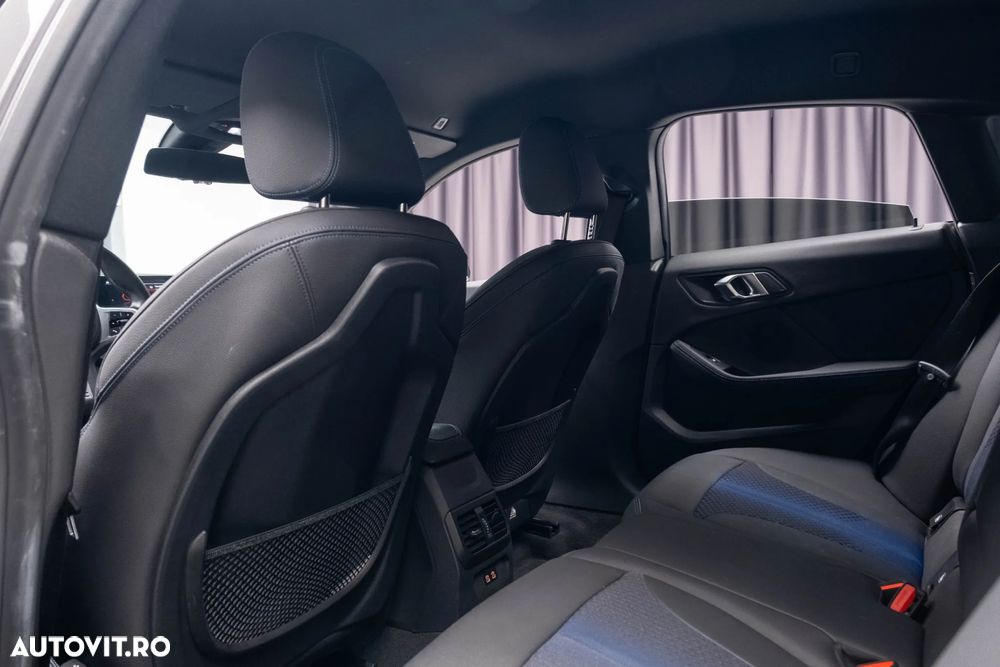 BMW Seria 2 218i Aut. M Sport - 28