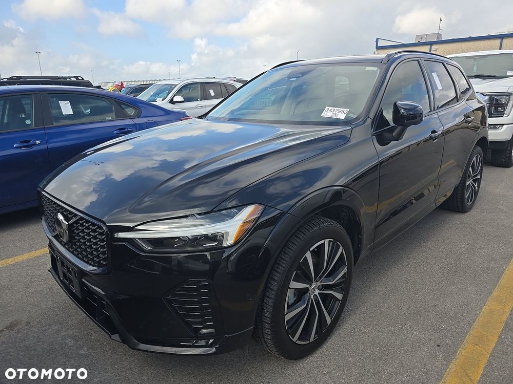 Volvo XC 60 B5 B AWD Plus Dark - 1