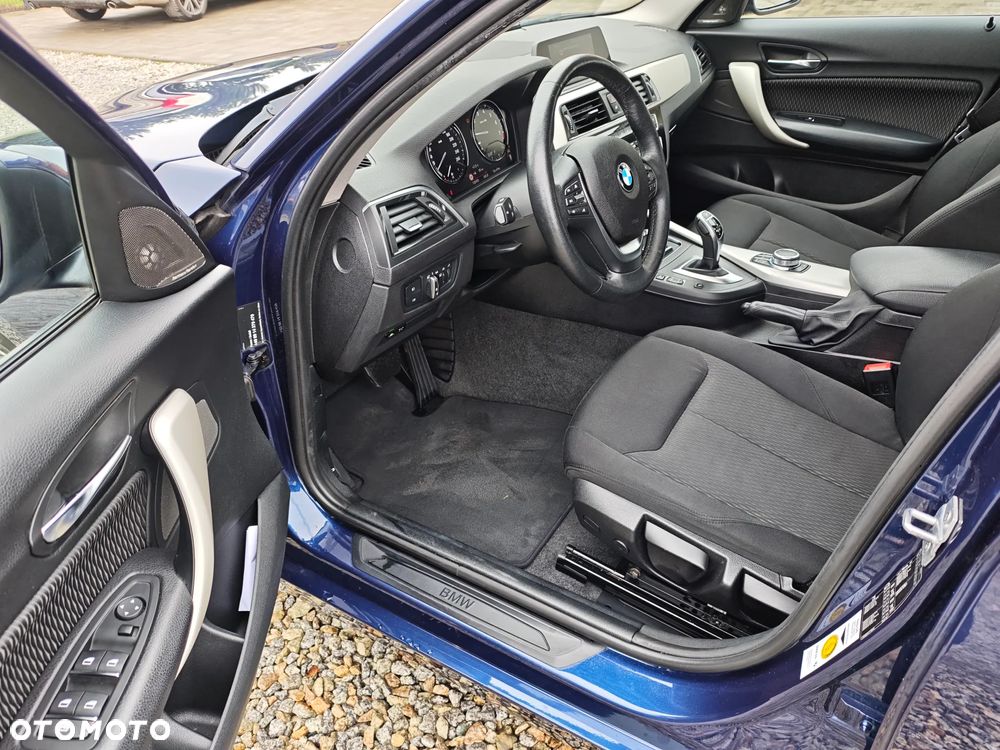 BMW Seria 1 120i GPF Advantage sport - 9