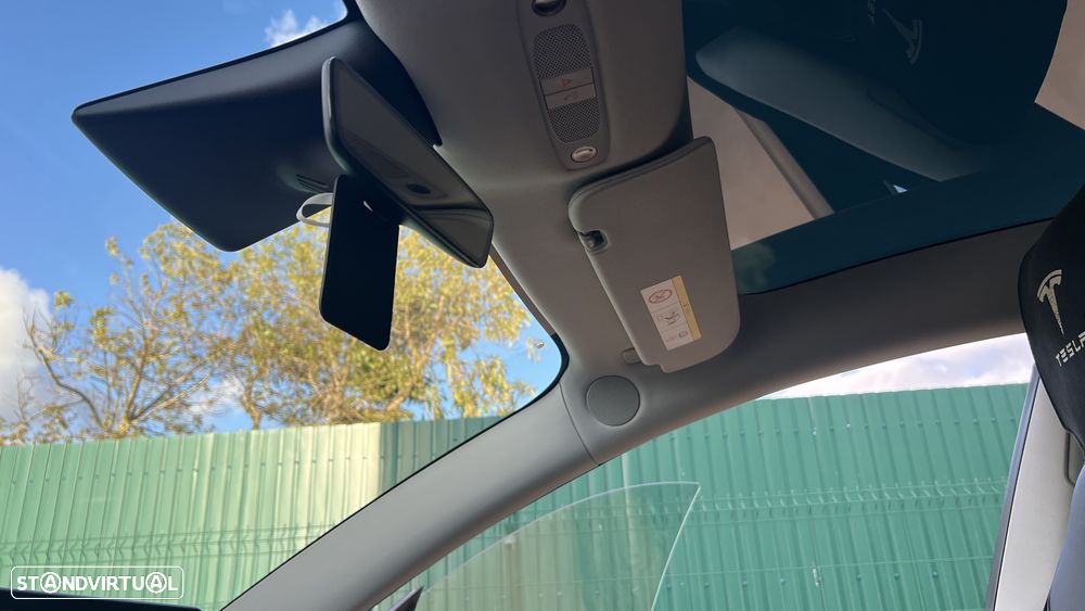 Tesla Model 3 Long-Range Dual Motor AWD - 43