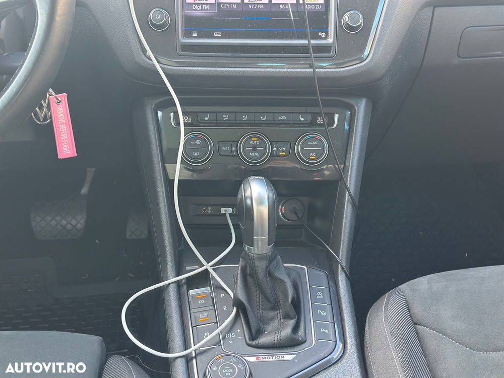 Volkswagen Tiguan 2.0 TDI 4Mot DSG Highline - 9