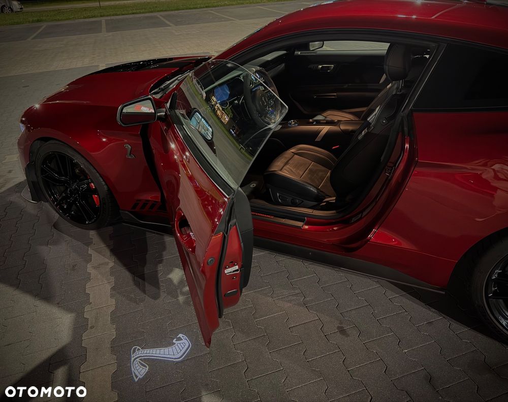 Ford Mustang - 13