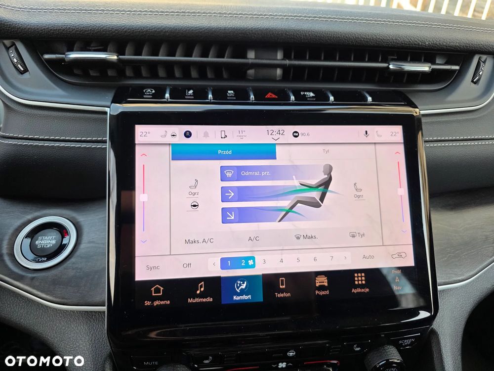 Jeep Grand Cherokee - 13