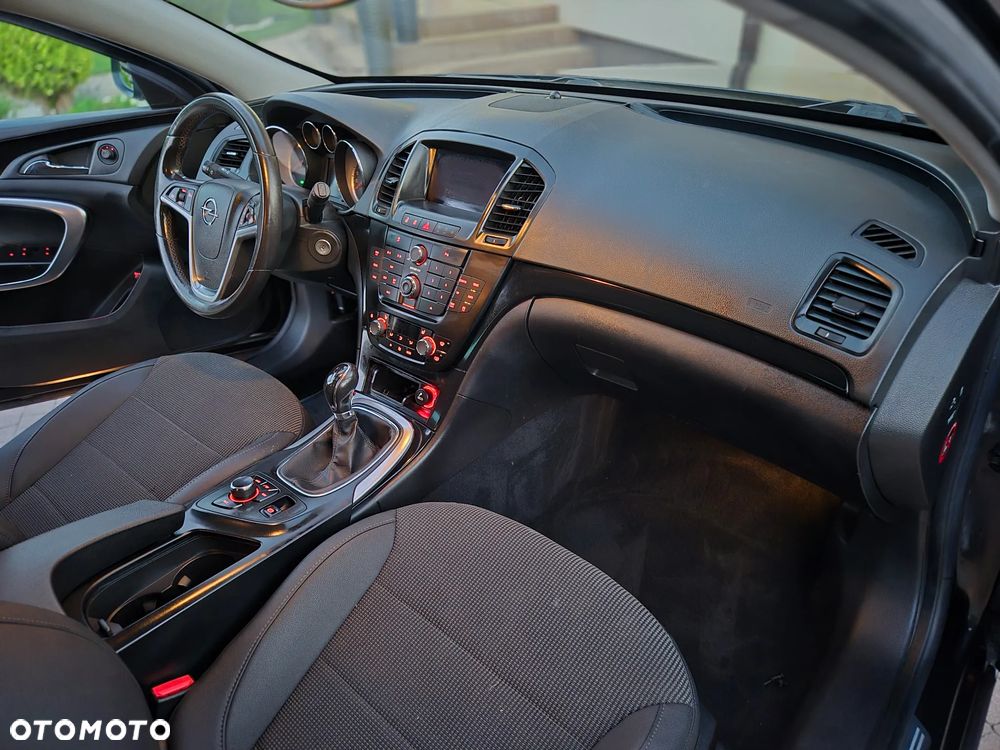 Opel Insignia 2.0 CDTI Design Edition - 24
