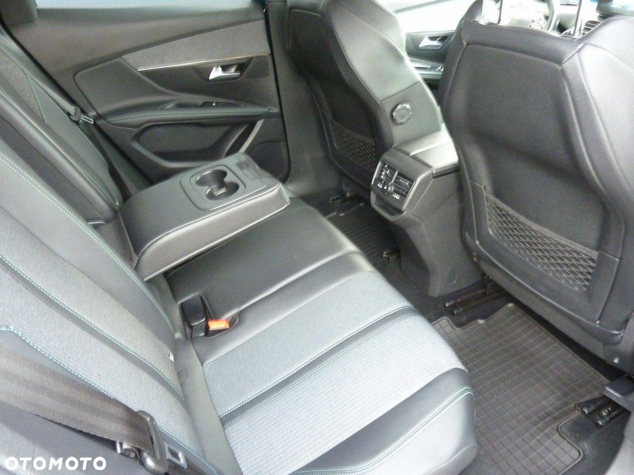 Peugeot 3008 - 14
