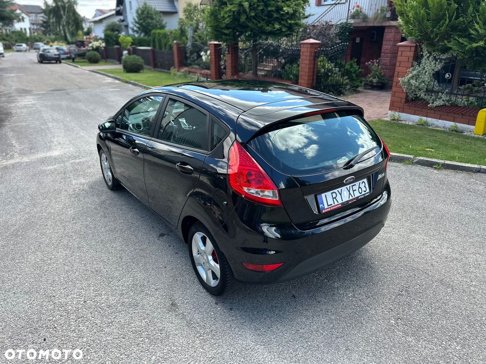 Ford Fiesta 1.25 Champions Edition - 8