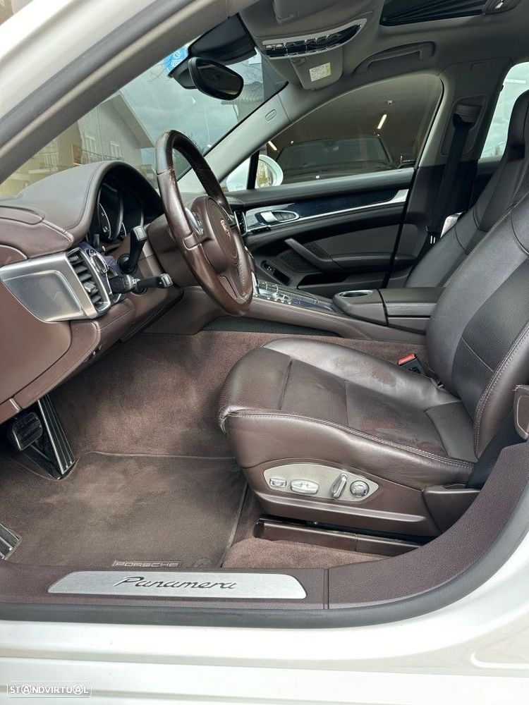 Porsche Panamera Diesel - 12
