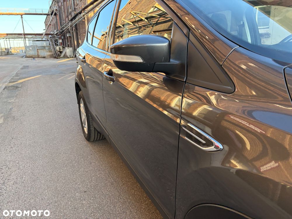 Ford Kuga 1.5 EcoBoost 2x4 Titanium - 13