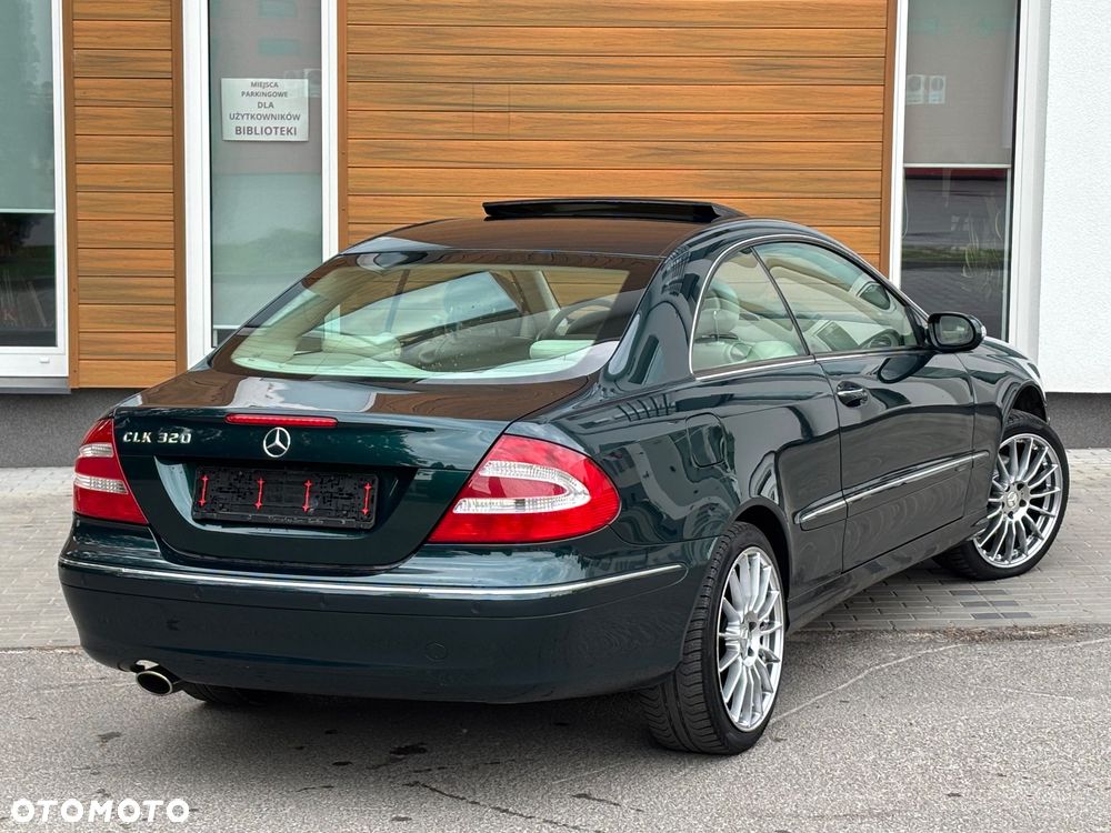 Mercedes-Benz CLK - 10
