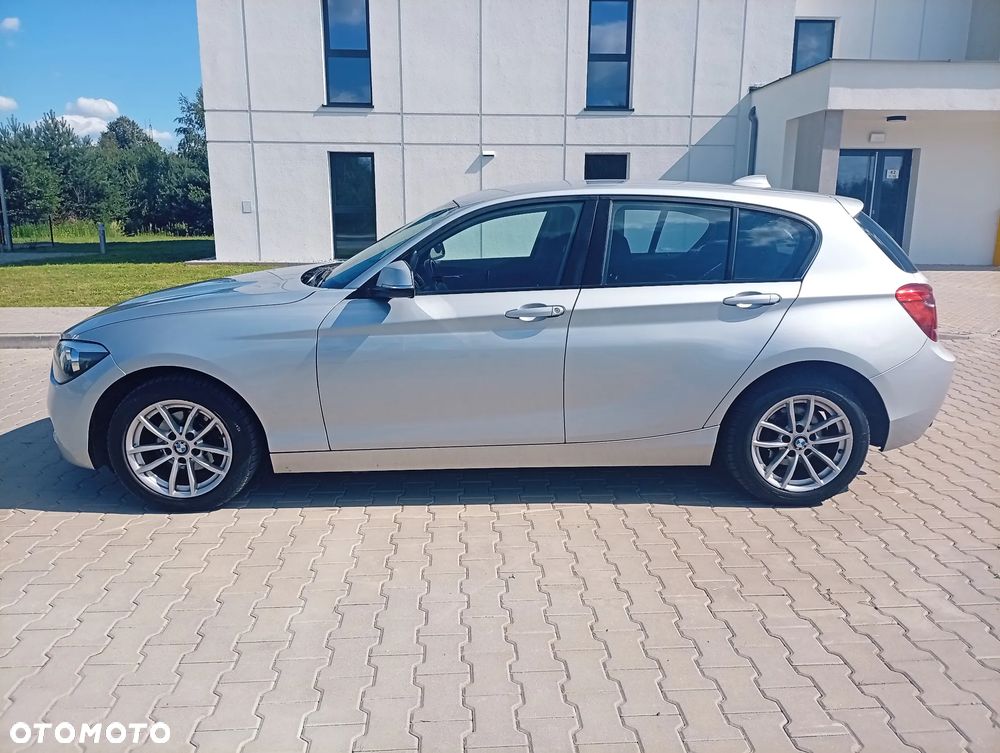 BMW Seria 1 116d Sport Line - 1