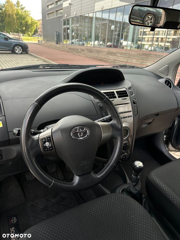 Toyota Yaris 1.33 VVT-i Cool - 7