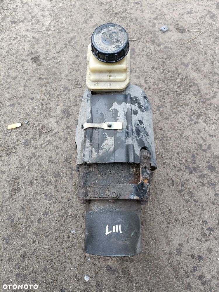 Laguna III pompa wspomagania 491100023R