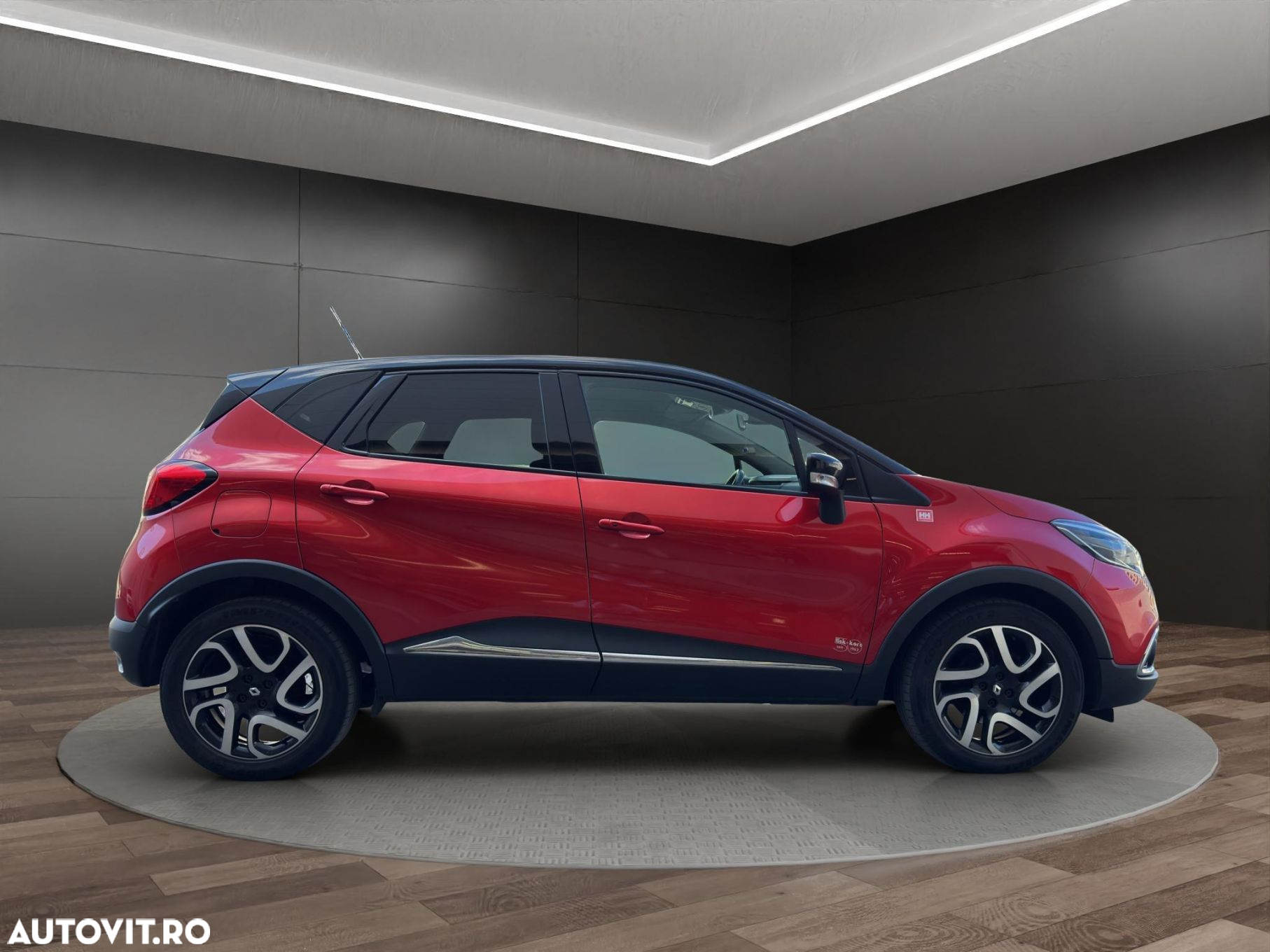 Renault Captur dCi 90 EDC Helly Hansen - 18