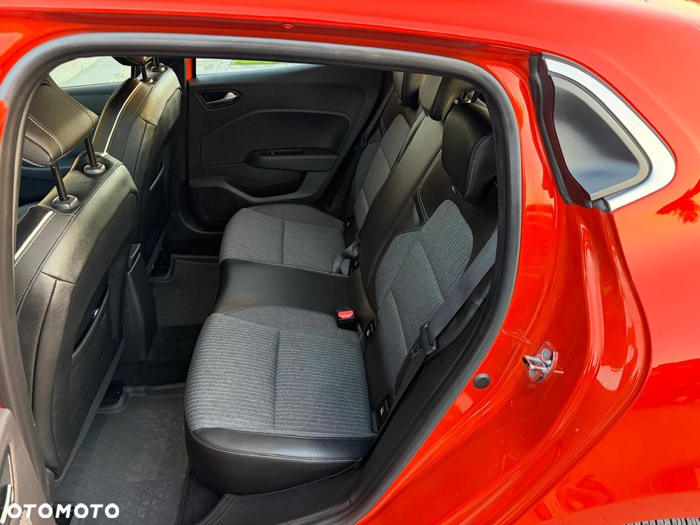 Renault Clio 1.3 TCe R.S Line - 23
