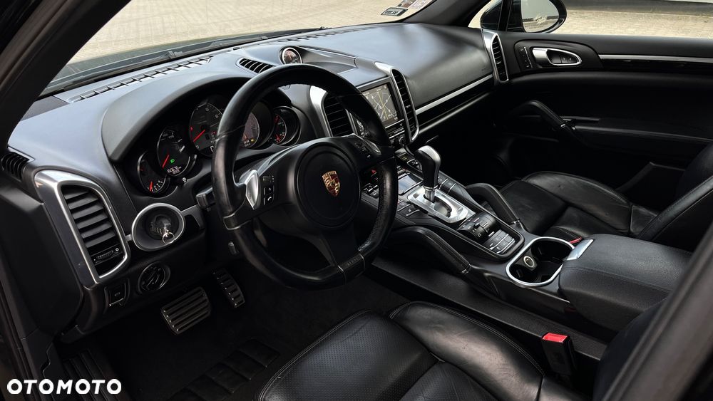 Porsche Cayenne S - 9