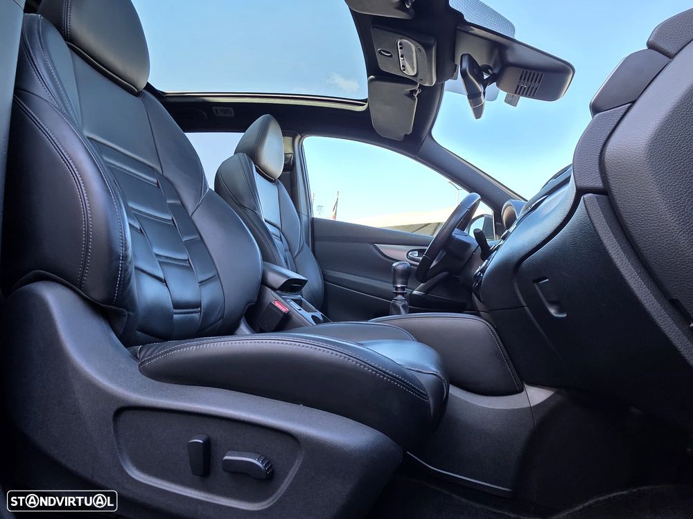 Nissan Qashqai 1.5 dCi Tekna Premium Bose - 26