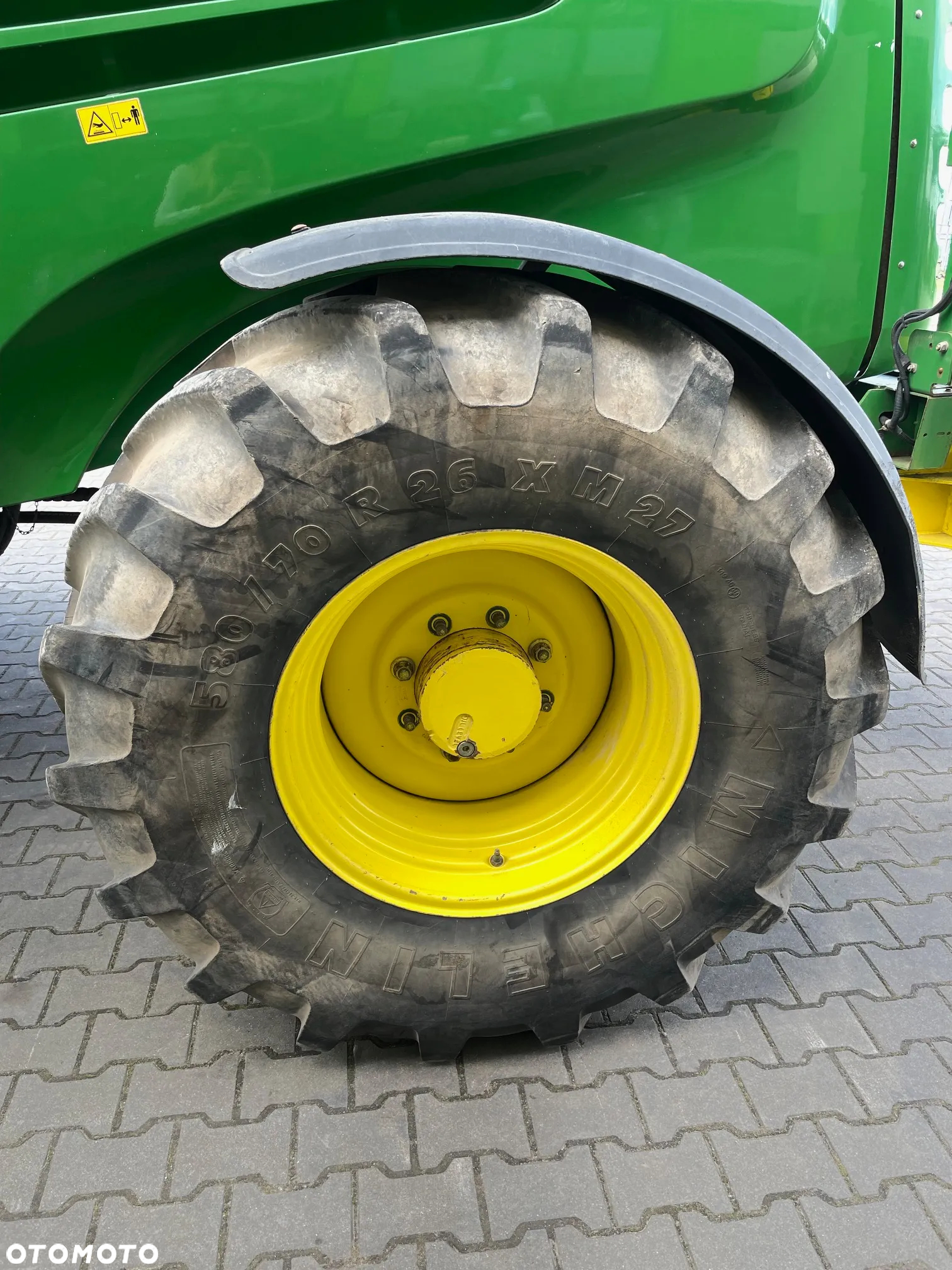 John Deere 7550 - 22