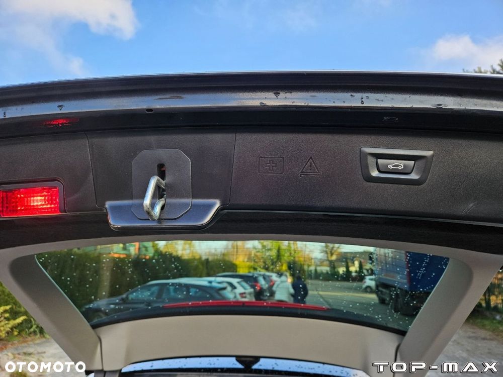 BMW Seria 5 - 32