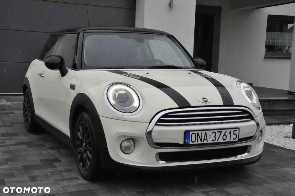MINI Cooper John Works Trim - 2