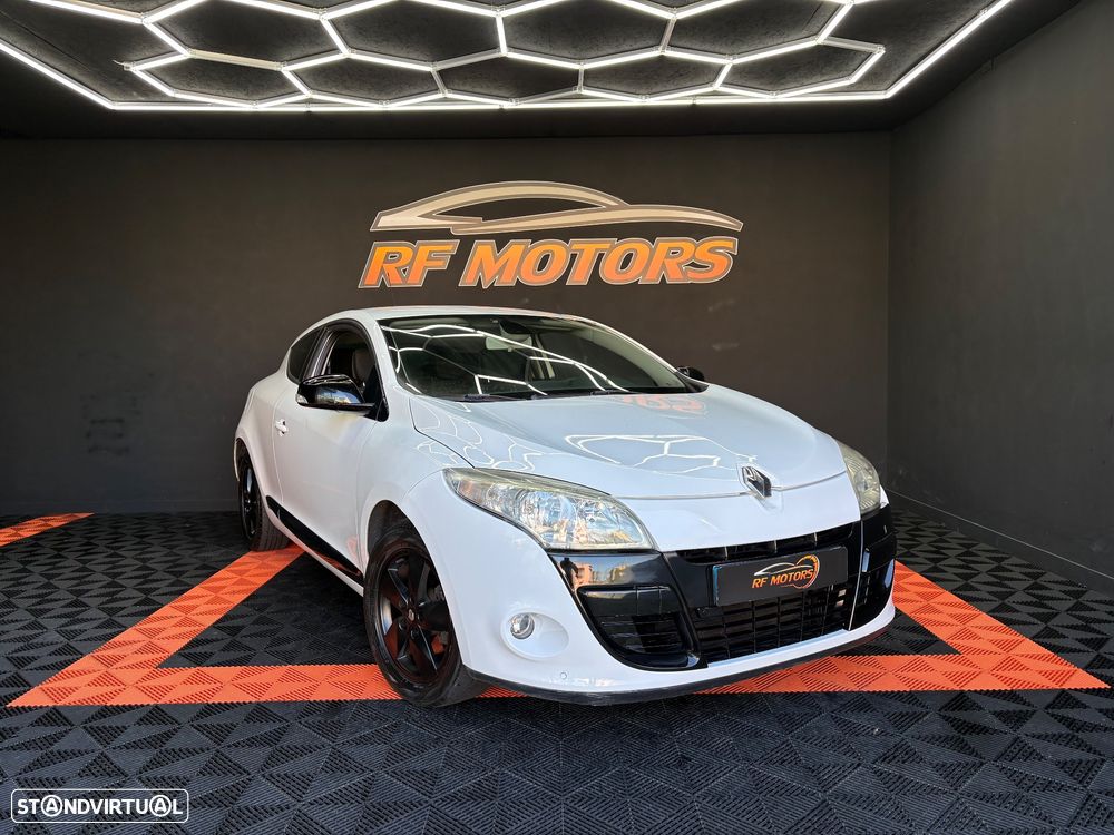 Renault Mégane Coupe 1.5 dCi Dynamique - 3