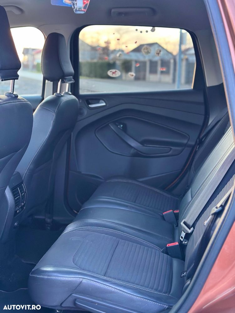 Ford Kuga 1.5 EcoBoost 4WD Aut. Trend - 6