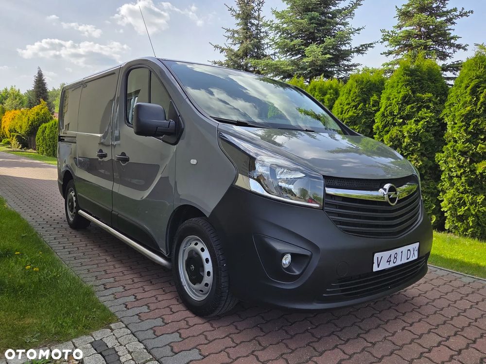 Opel Vivaro - 11