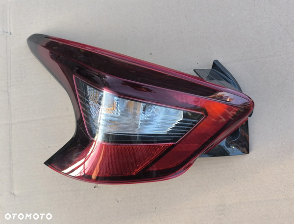 lampa lewy tył nissan micra K14 220-18727