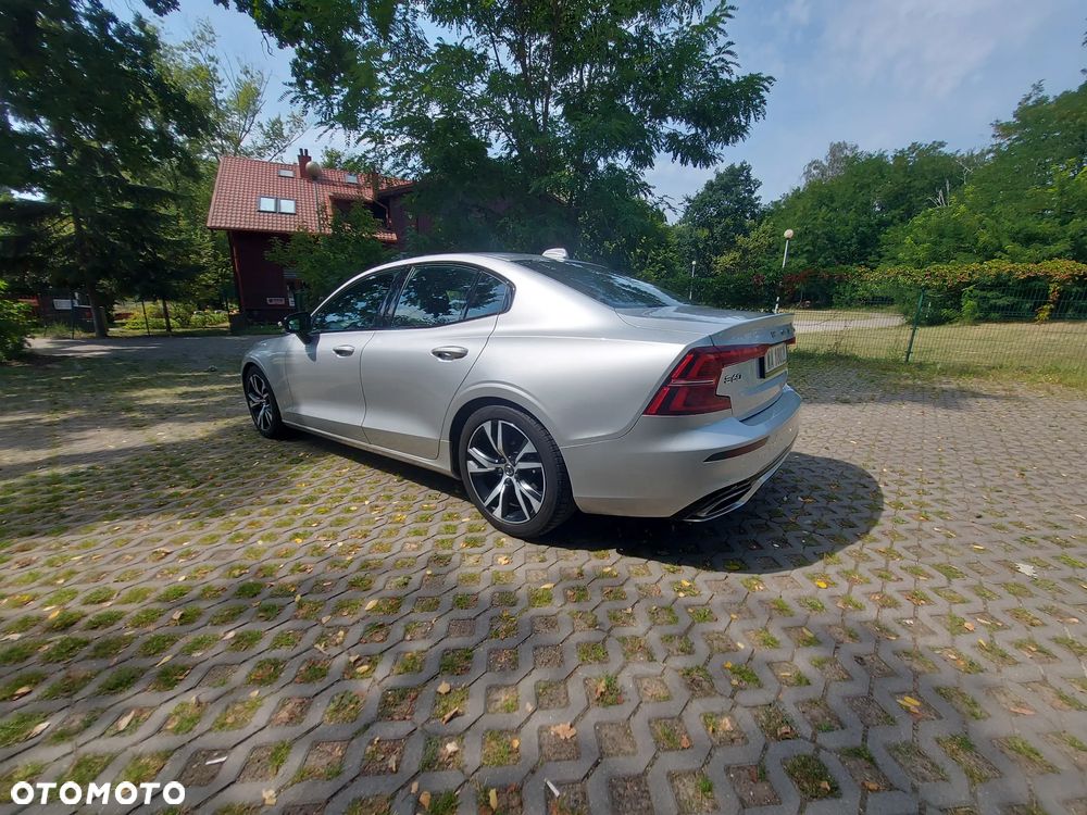 Volvo S60 T4 R-Design - 16