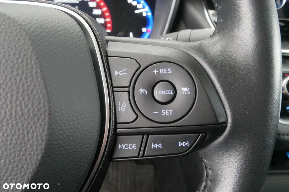 Toyota Corolla 1.8 Hybrid Executive - 28
