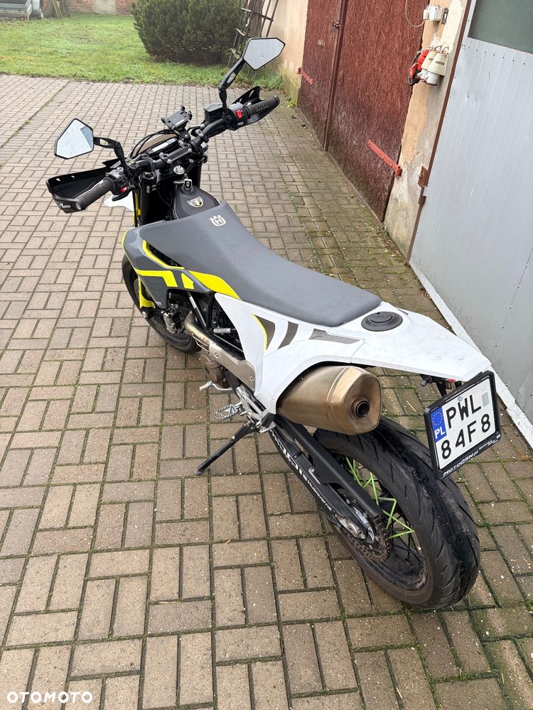 Husqvarna 701 - 14