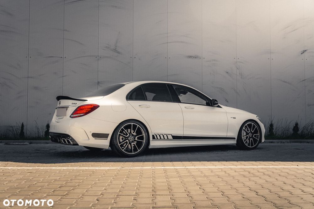 Mercedes-Benz Klasa C AMG 43 4Matic 9G-TRONIC - 4