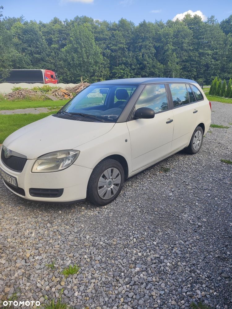 Skoda Fabia - 3