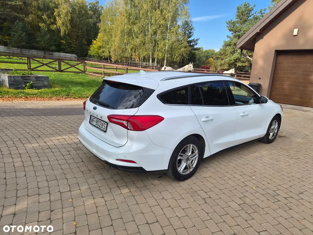 Ford Focus 2019 photo 3