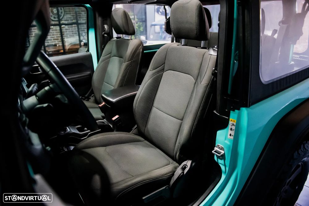 Jeep Wrangler 2.0 T-GDI AWD Auto Sport - 12