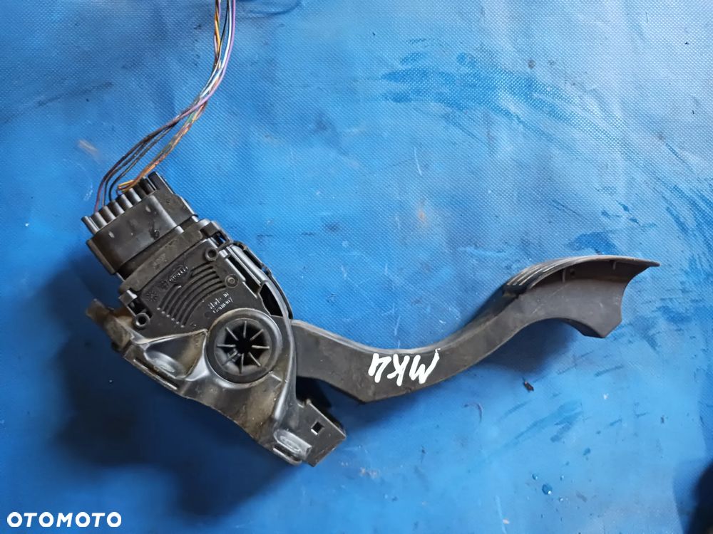 Pedał gazu potencjometr Ford Mondeo Mk4 IV 1.8 2.0 TDCI Dostępne do wersji Benzyna Diesel tempomat - 1