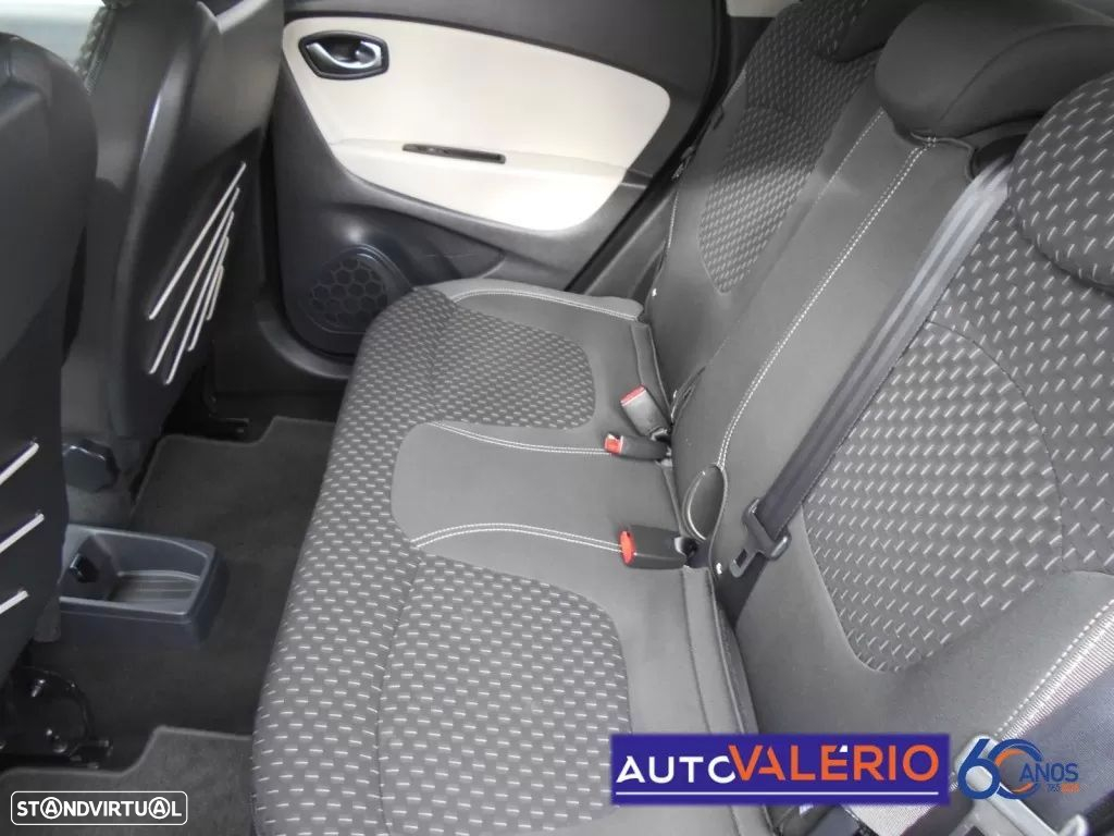 Renault Captur 0.9 TCE Exclusive - 14