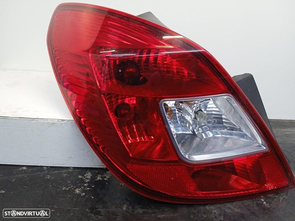 FAROLIM TRASEIRO ESQUERDO OPEL CORSA D 2008 -13269050 - 3