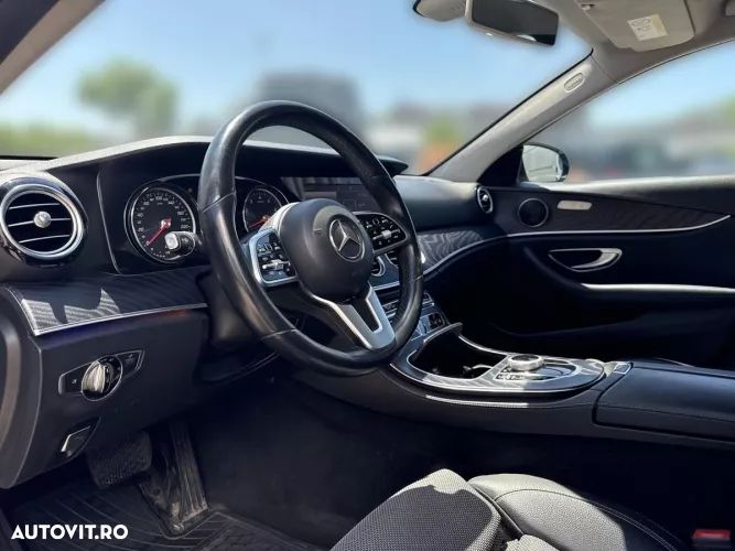 Mercedes-Benz E 200 9G-TRONIC - 10