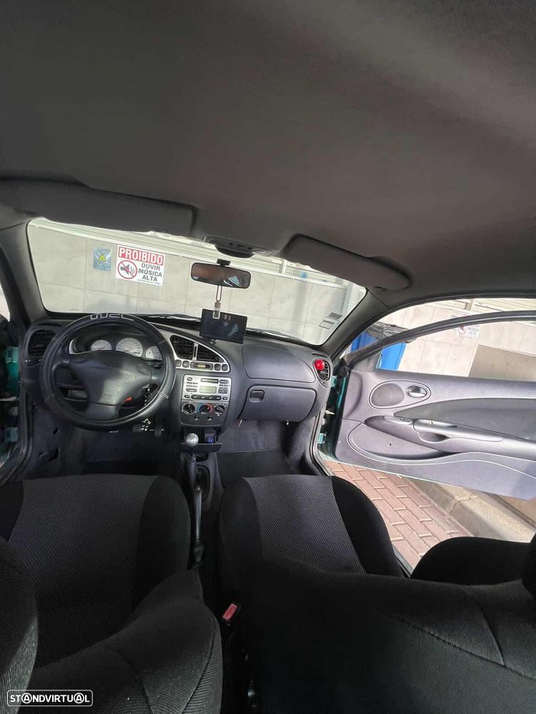 Ford Puma 1.4 16V - 6