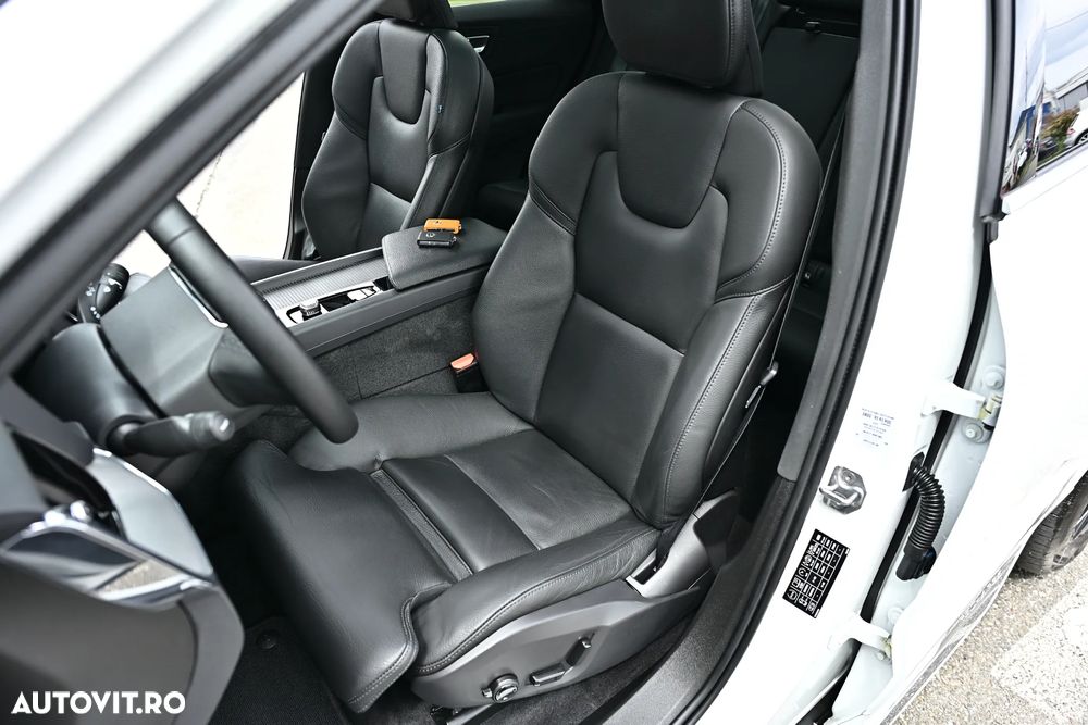 Volvo XC 60 T6 AWD Recharge Geartronic Inscription Expression - 18