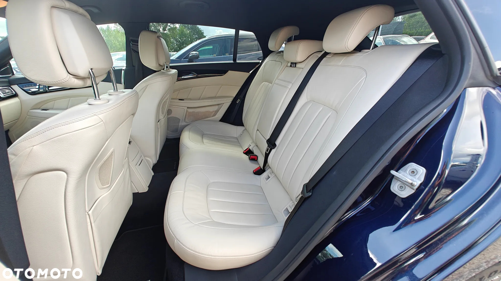 Mercedes-Benz CLS 350 d 4-Matic - 15